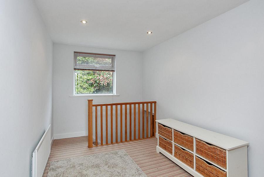 1 Fort Road