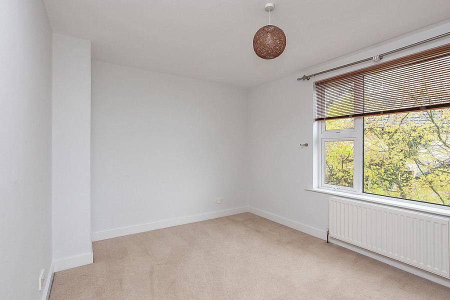1 Fort Road