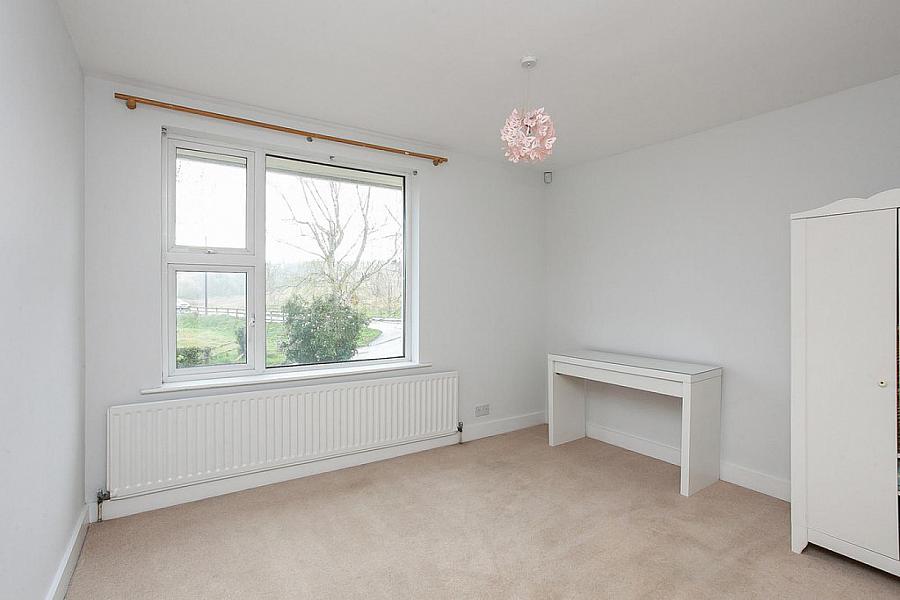 1 Fort Road