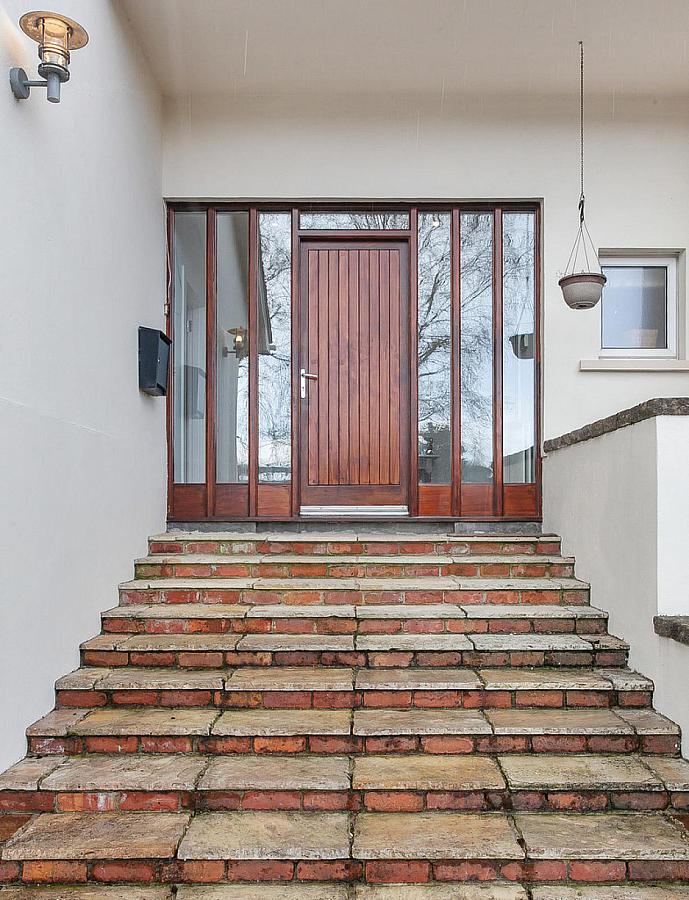 1 Fort Road