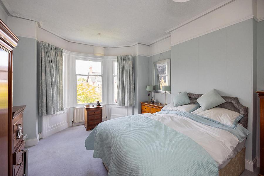 14 Cranmore Gardens