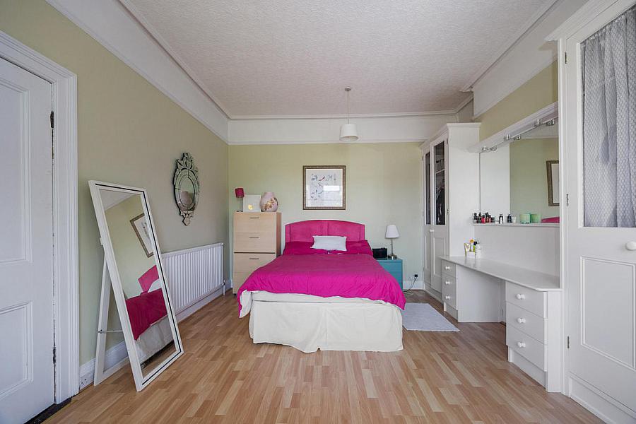 14 Cranmore Gardens