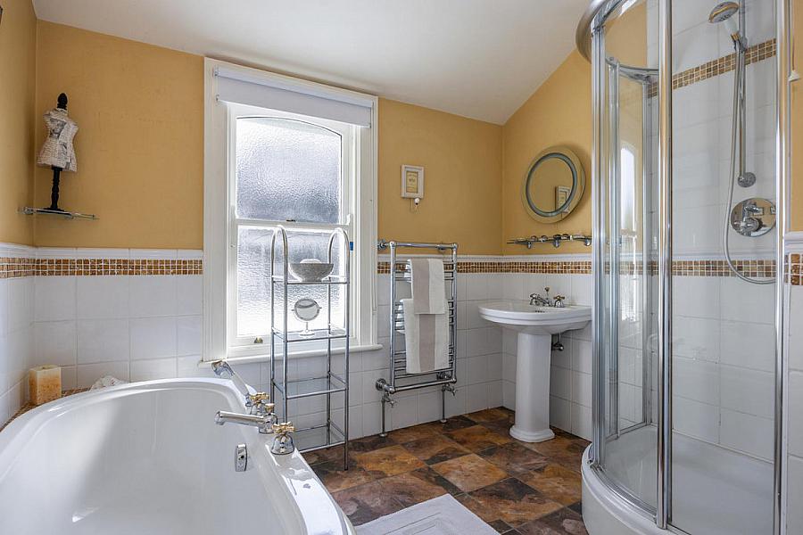 14 Cranmore Gardens