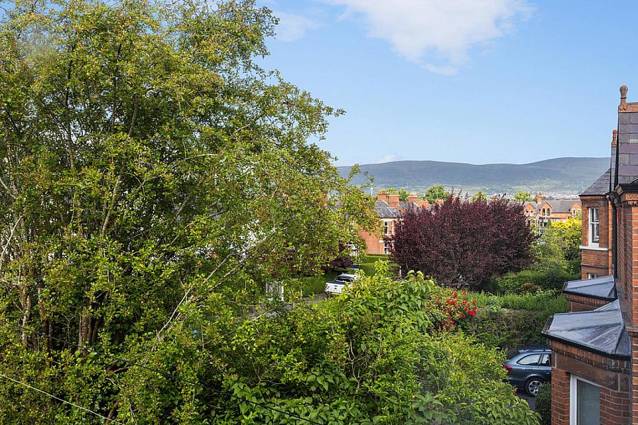 14 Cranmore Gardens