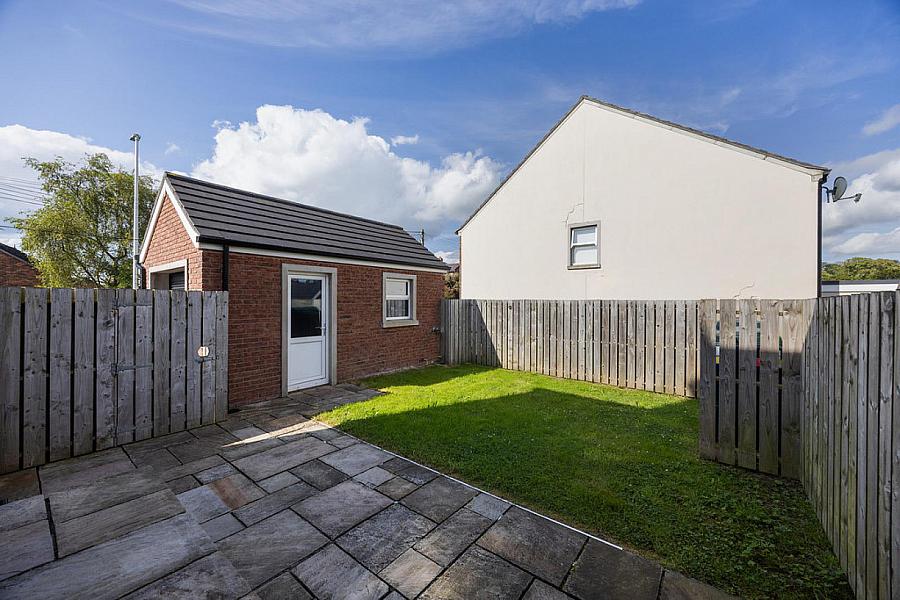 1a Drumbo Road