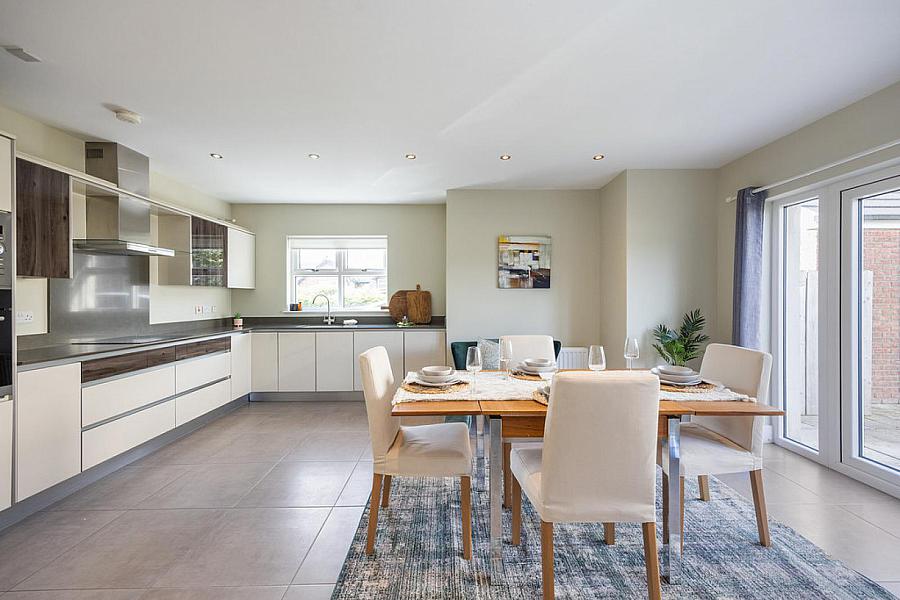 1a Drumbo Road