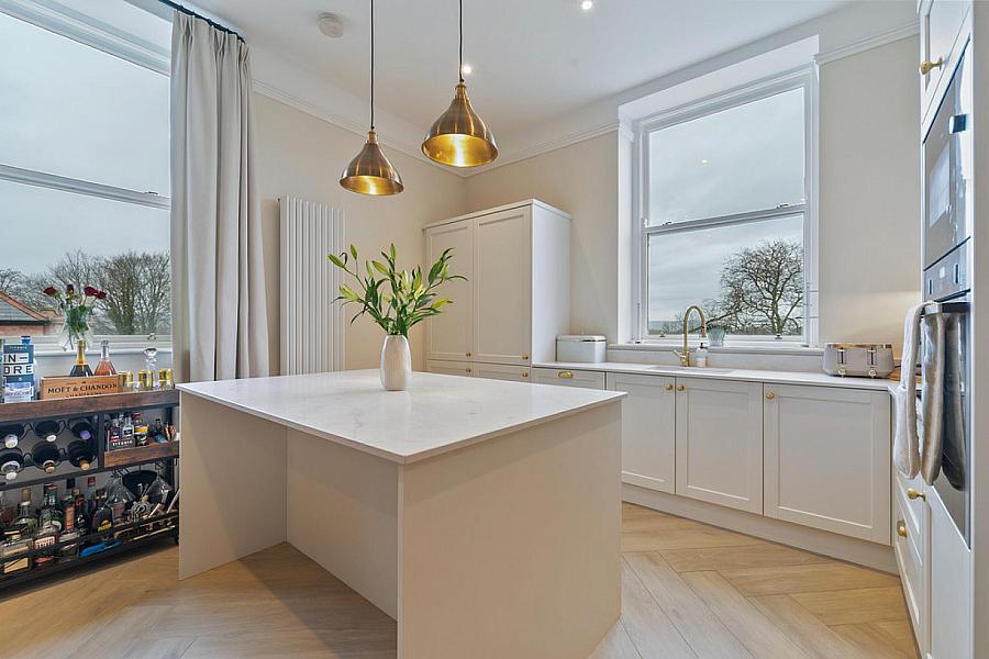 Apt 17, 6 Lady Ishbel Boulevard