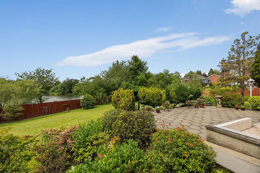 26 Olde Forge Manor