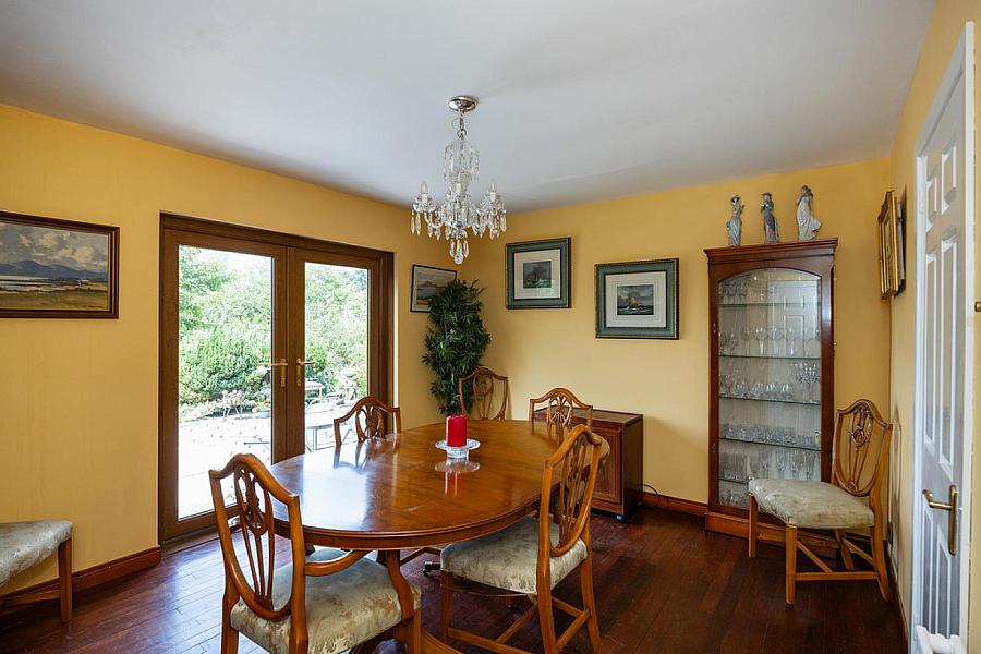 26 Olde Forge Manor