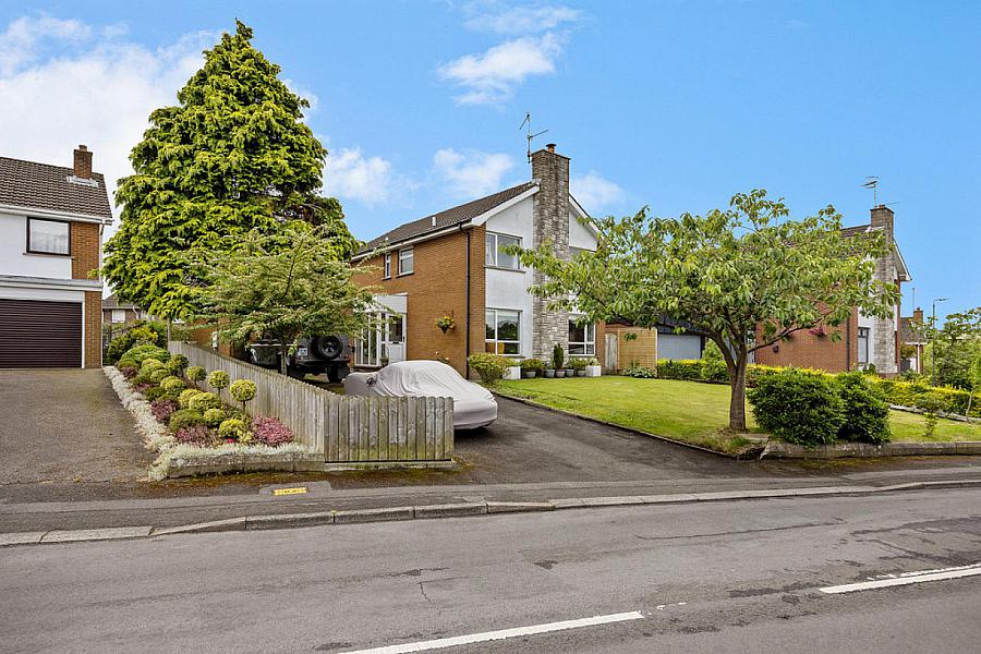 103 Trossachs Drive