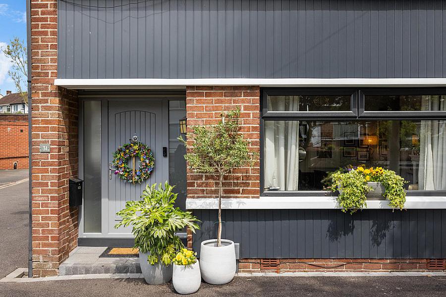 31 Greystown Avenue