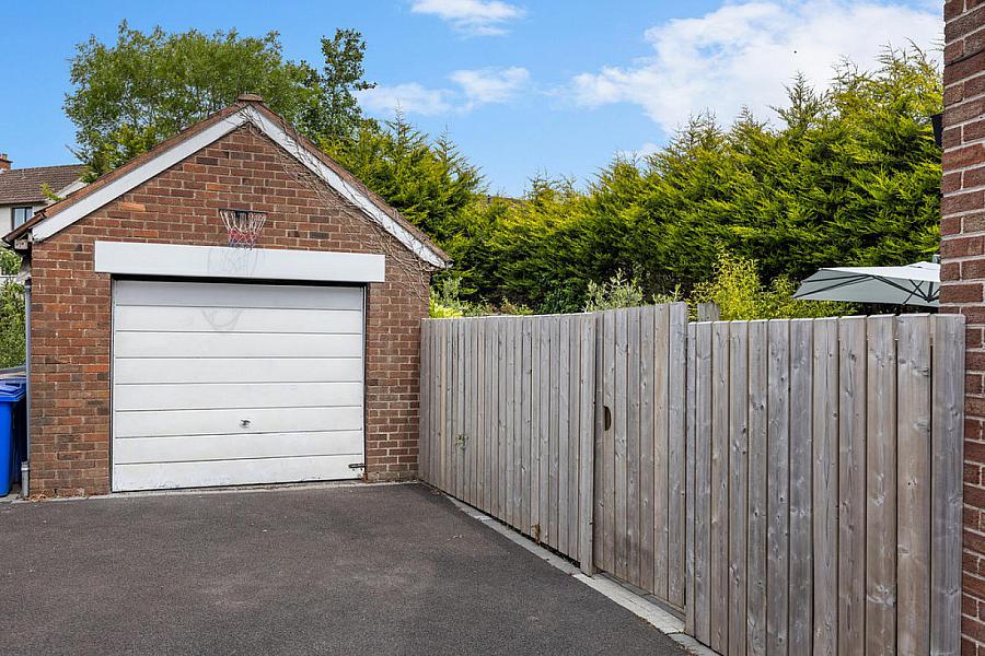 31 Greystown Avenue
