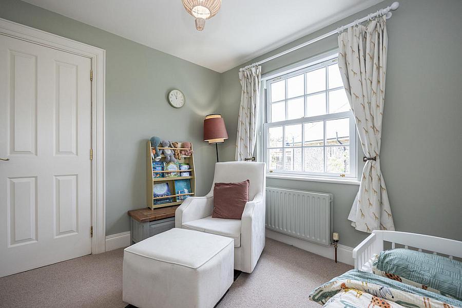 5 Governors Gate Crescent