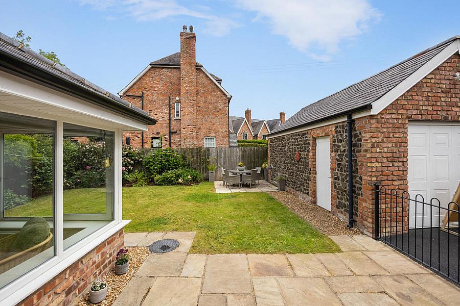 5 Governors Gate Crescent