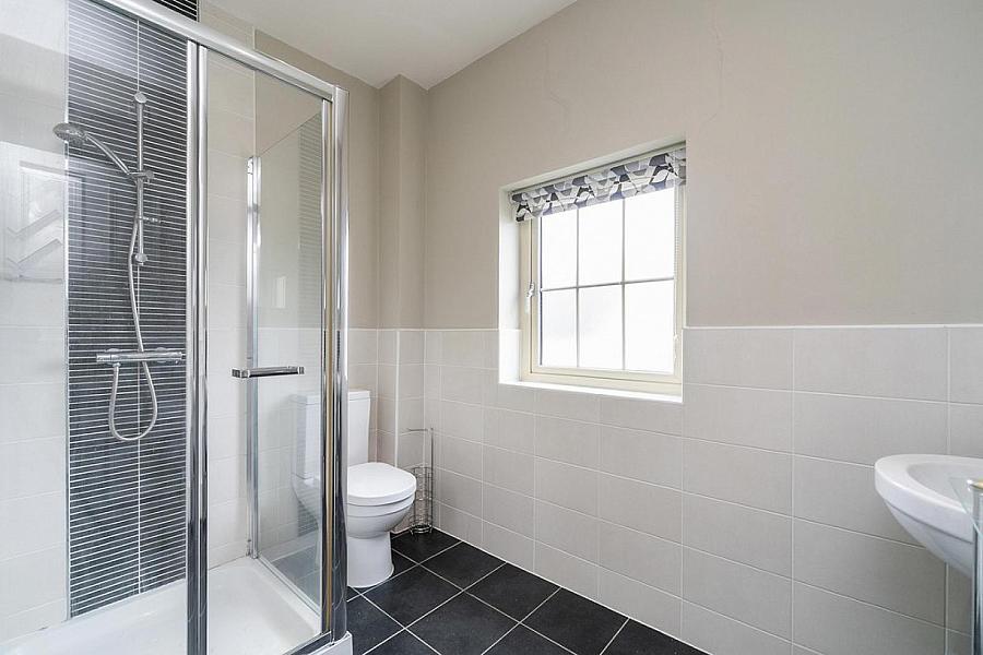 6 Bracken Hill Avenue