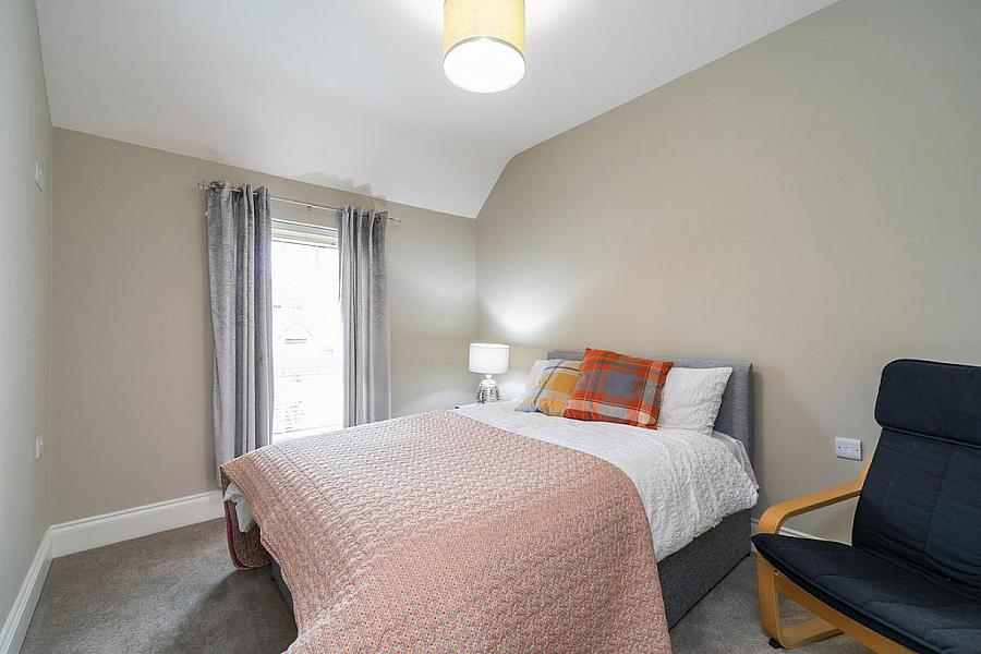 6 Bracken Hill Avenue