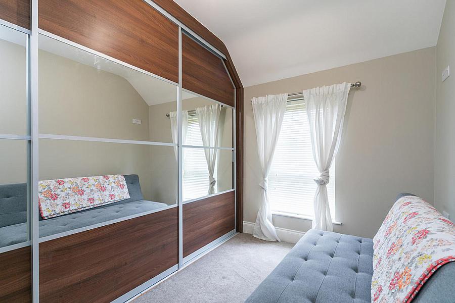 6 Bracken Hill Avenue