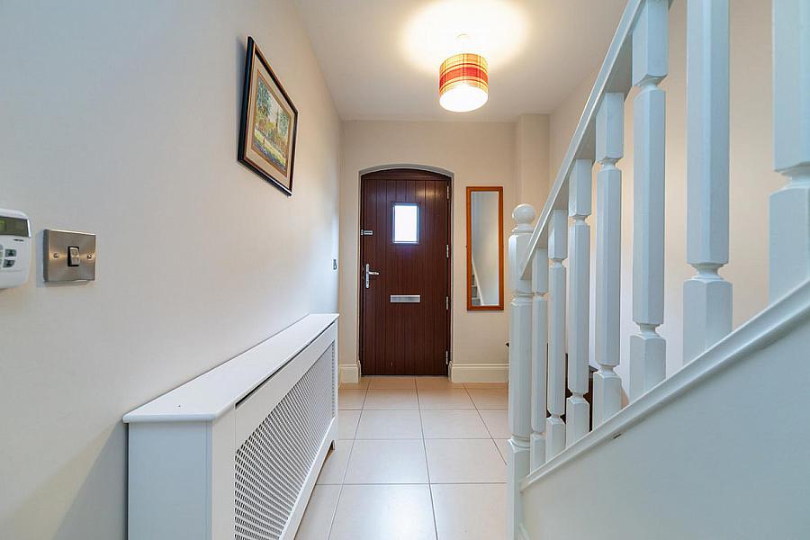 6 Bracken Hill Avenue