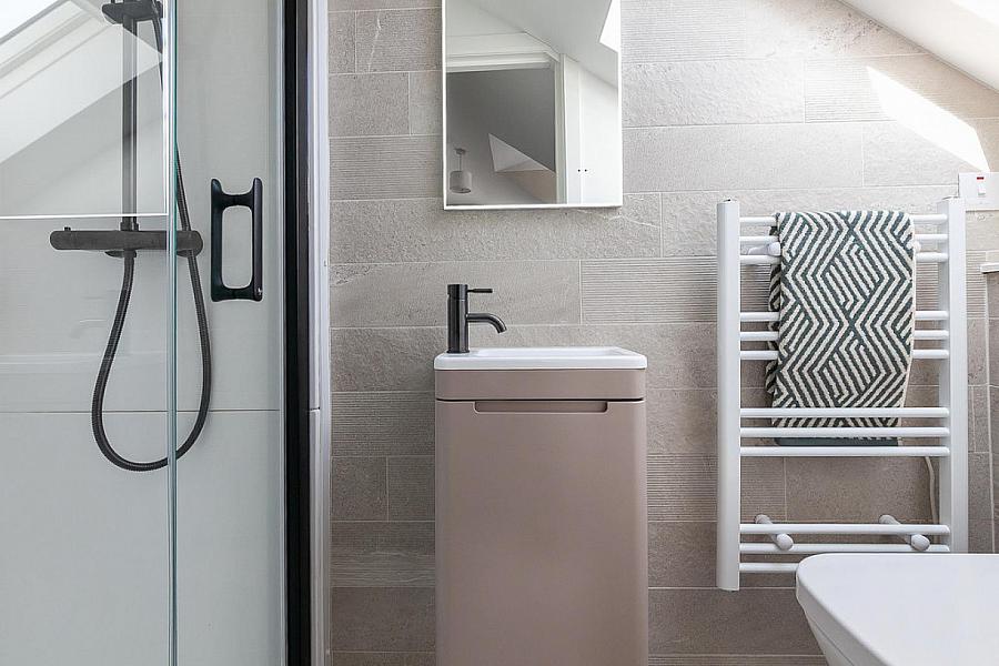 Apt 3 537a Lisburn Road