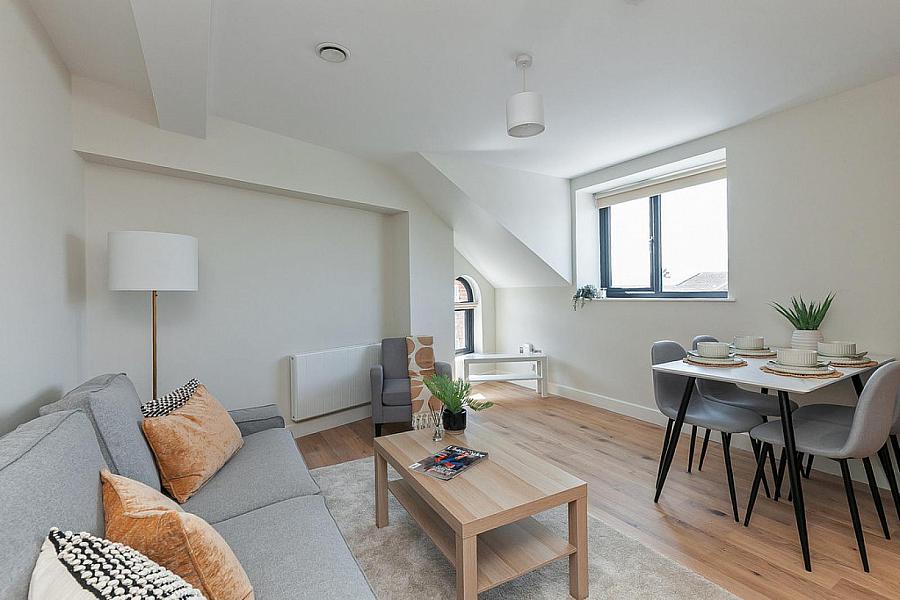 Apt 3 537a Lisburn Road