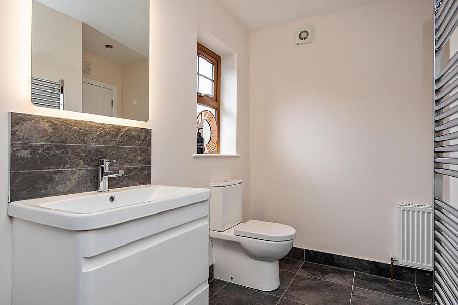 3 Thorndale View