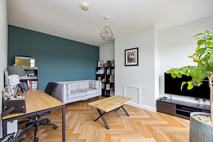 3 Thorndale View