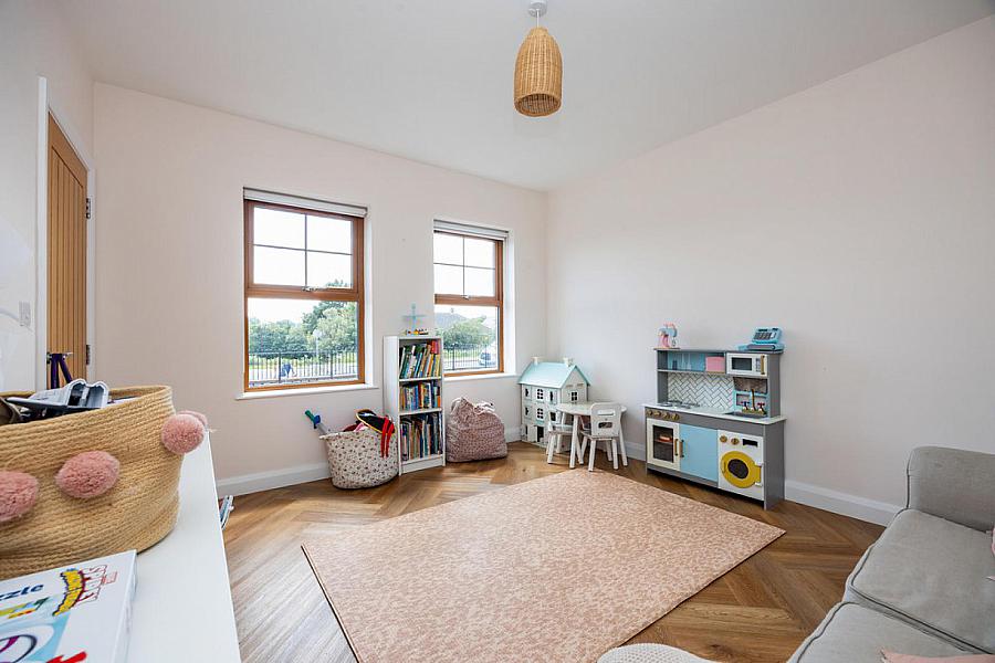 3 Thorndale View