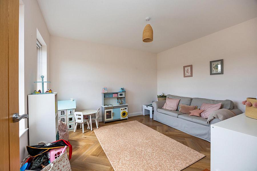 3 Thorndale View