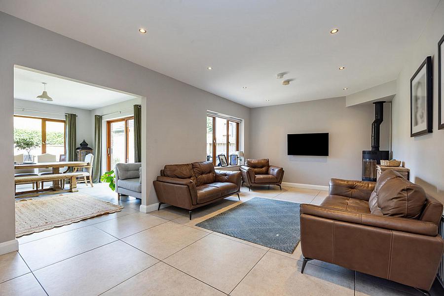 3 Thorndale View