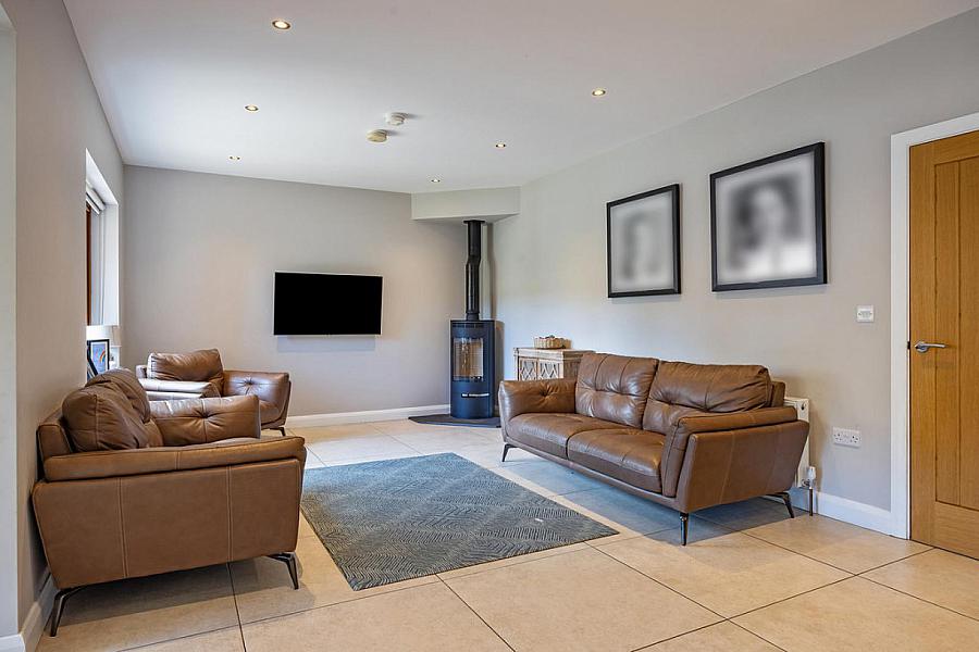 3 Thorndale View