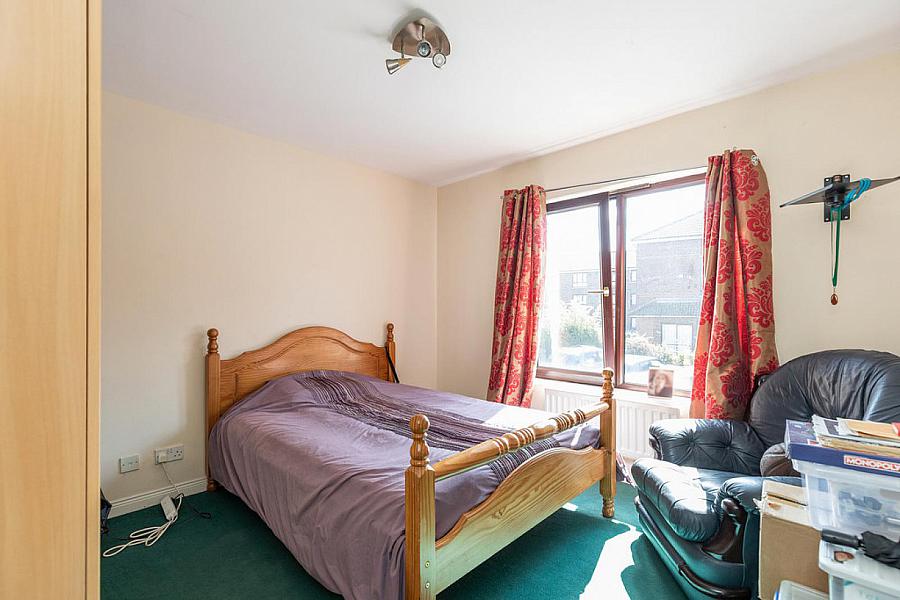 14 Ravenhill Reach