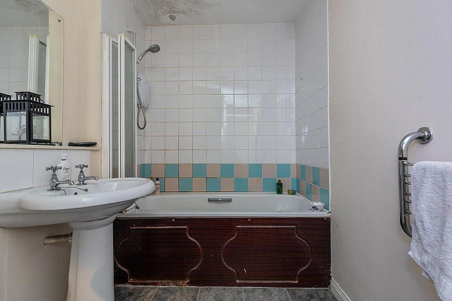 14 Ravenhill Reach