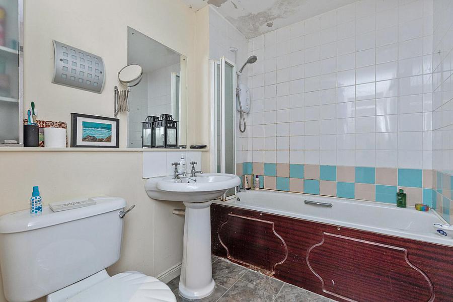 14 Ravenhill Reach