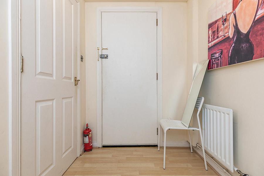 14 Ravenhill Reach
