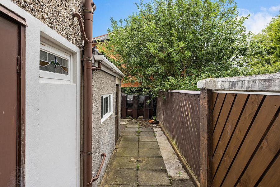 83 Locksley Park