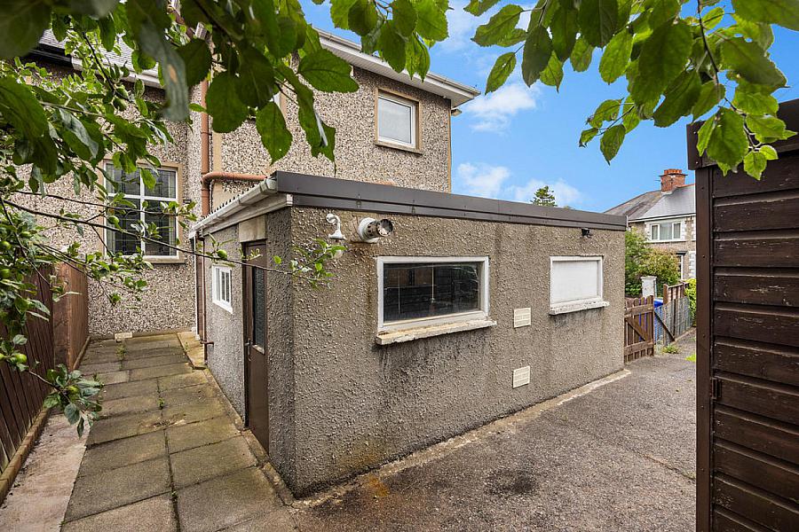 83 Locksley Park