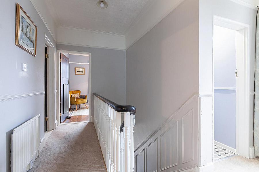 8 Hughenden Avenue