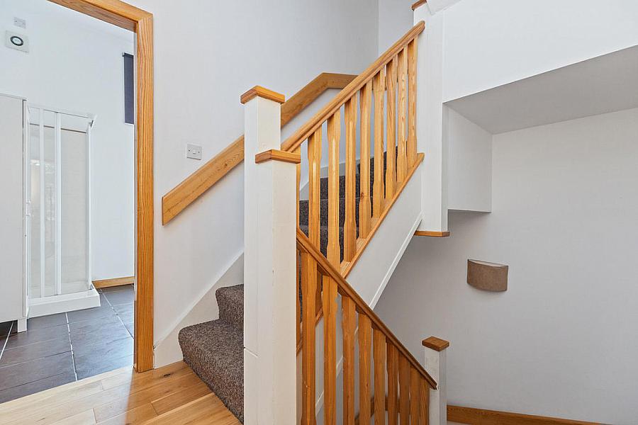 2 Earlston Mews, 12 Annadale Avenue