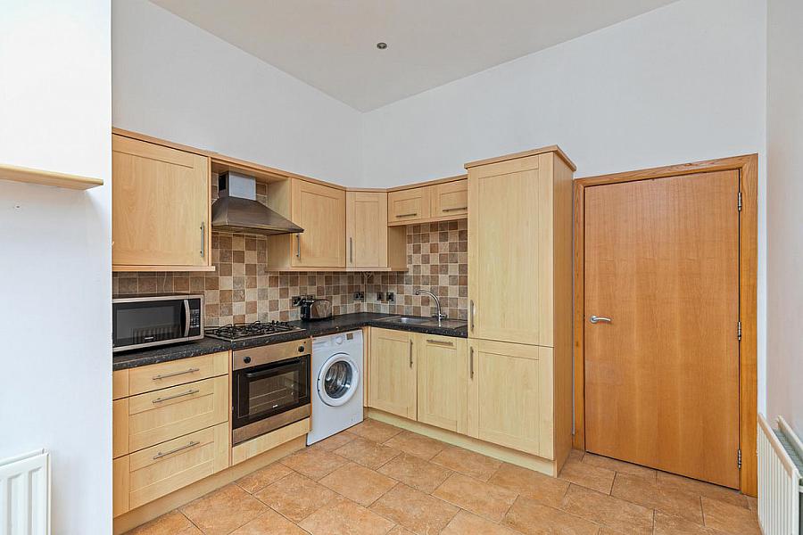 2 Earlston Mews, 12 Annadale Avenue