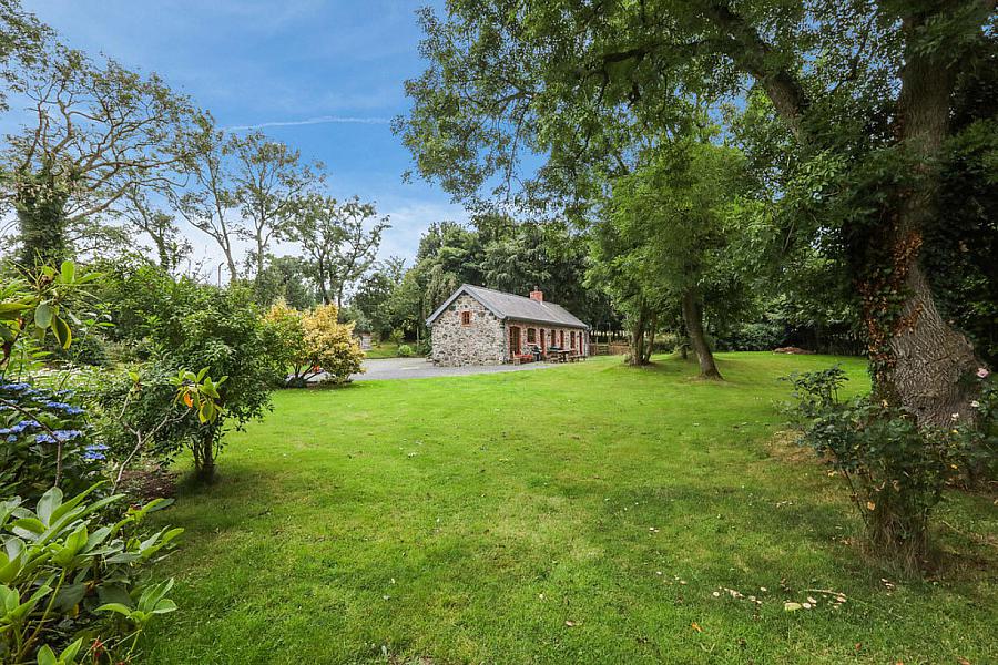 31 Cabra Road