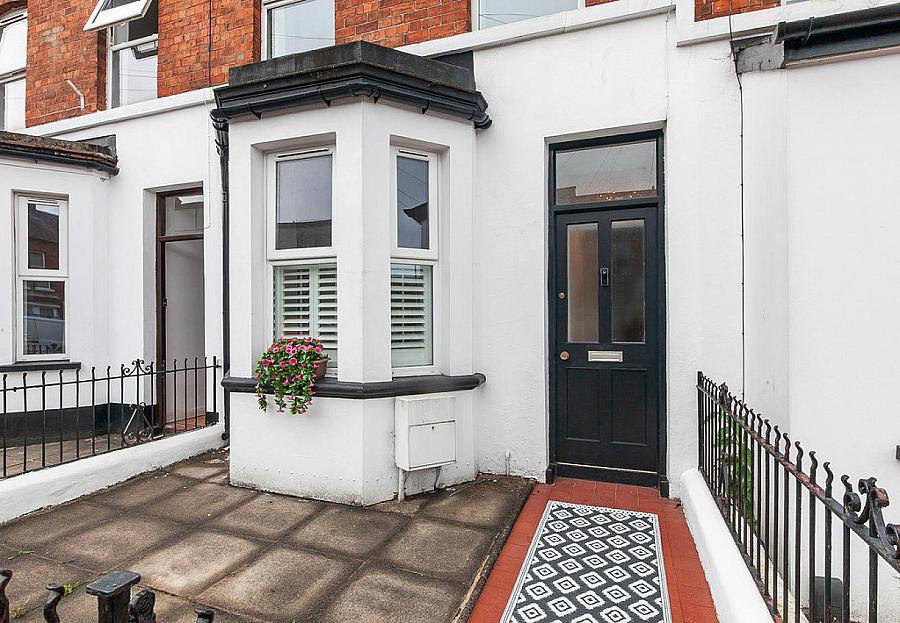 20 Surrey Street