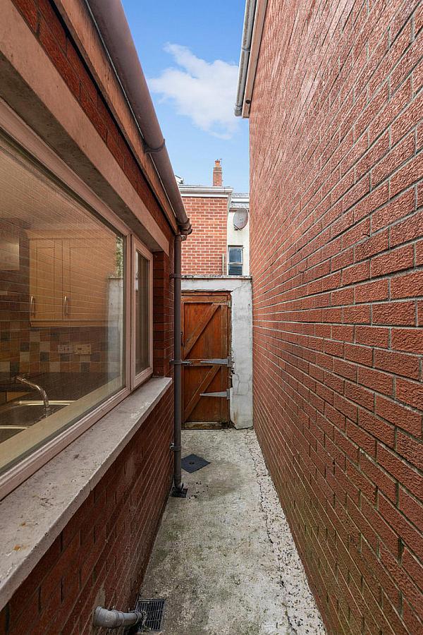 25 Fernwood Street