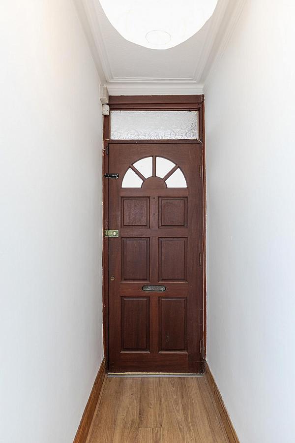25 Fernwood Street