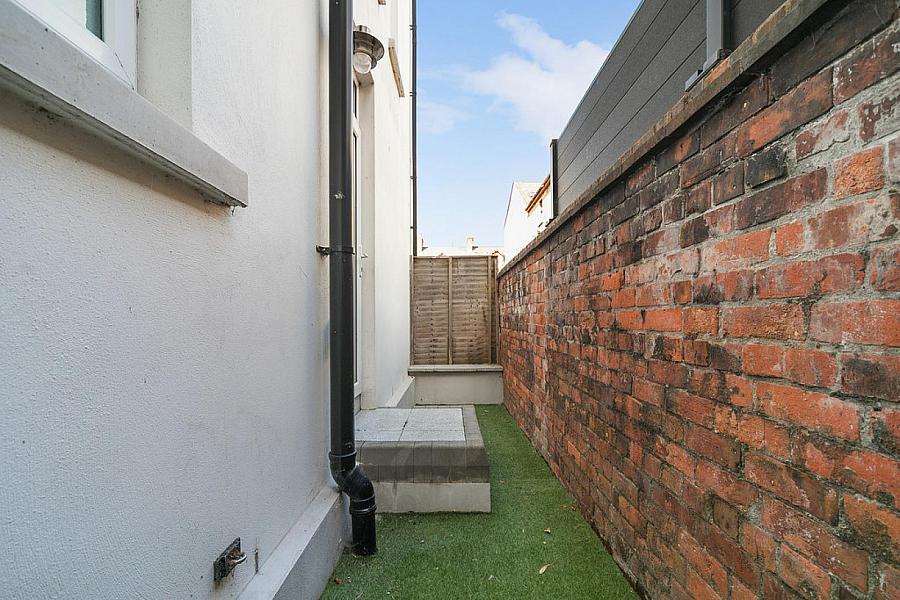 1 Portland House