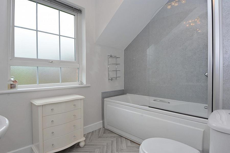 15b Drumbeg Mews