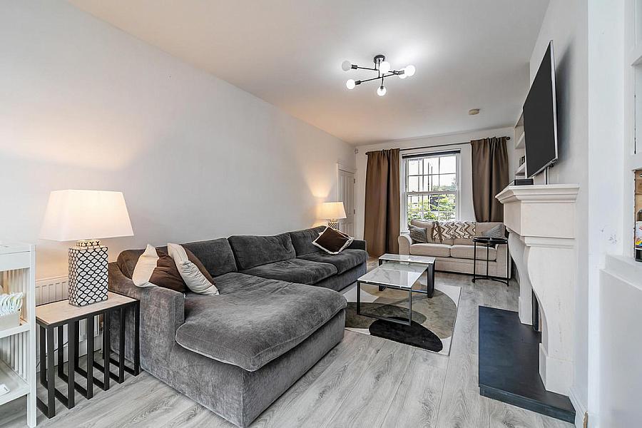 52 Governors Gate Demesne