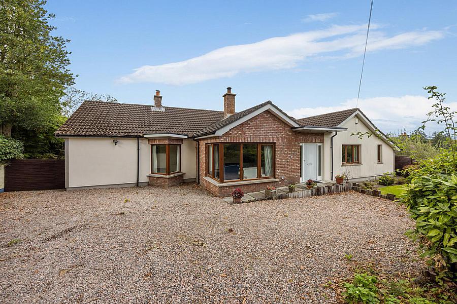 14 Pinehill Road