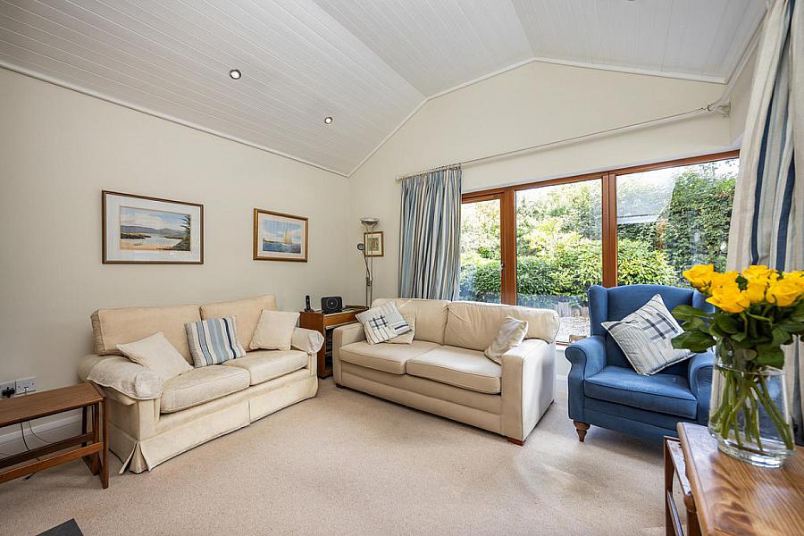 14 Pinehill Road