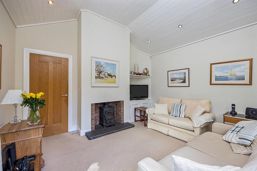 14 Pinehill Road