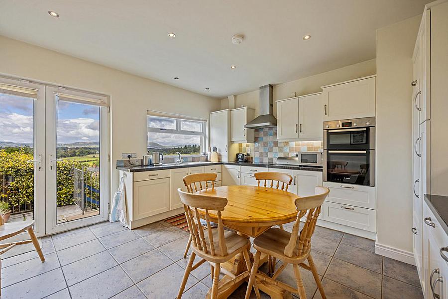 14 Pinehill Road